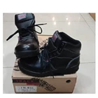 Sepatu Safety Track Tali Tr016 4