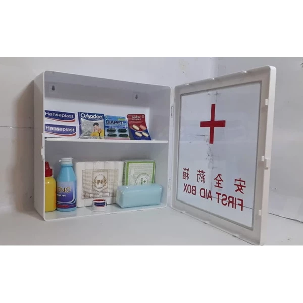 First Aid Box 30x30 + Standard Contents