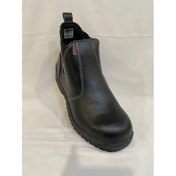 Safety Shoes Merk TRACK TR110