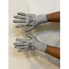 Shima anti-cut 5 . gloves 3