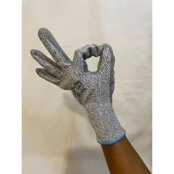 Shima anti-cut 5 . gloves